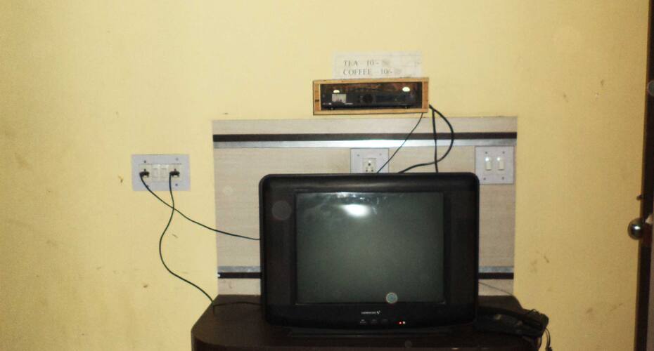 Agrasen Bhavan Guest House, Vadodara 4